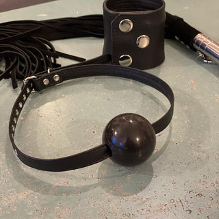 von Hohenstein Selfdelve Knebel schwarz