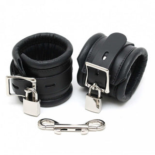 Leder-Handfessel schwarz gepolstert und abschließbar